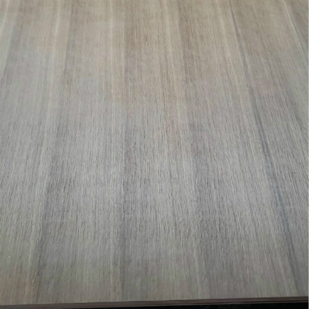 煙熏橡木木飾面板生產(chǎn)廠家_仿古煙熏橡木裝飾木墻板_拓升木業(yè)